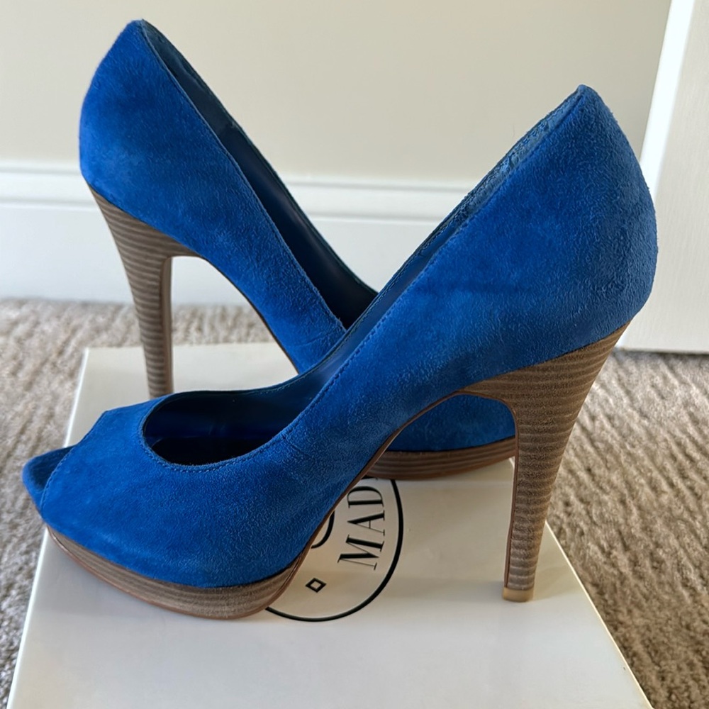 Steve Madden - Disobey Suede Peep Toe Heels - Blue